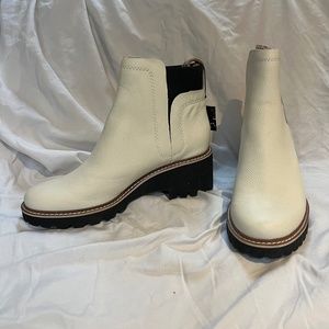 Brand new/never worn Dolce Vita rainboots 7.5 (original price $140)